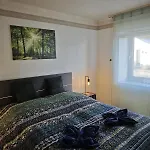 Hébergement de vacances Fuer Max 10 Personen Und 2 Hunde Mit Bauernhof Feeling Linnich