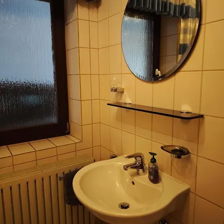 Fuer Max 10 Personen Und 2 Hunde Mit Bauernhof Feeling *