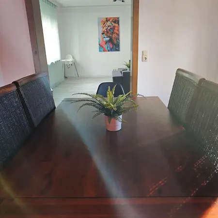 Fuer Max 10 Personen Und 2 Hunde Mit Bauernhof Feeling 林尼希