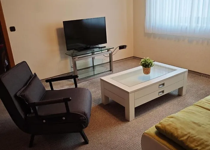 Fuer Max 10 Personen Und 2 Hunde Mit Bauernhof Feeling 度假居 *