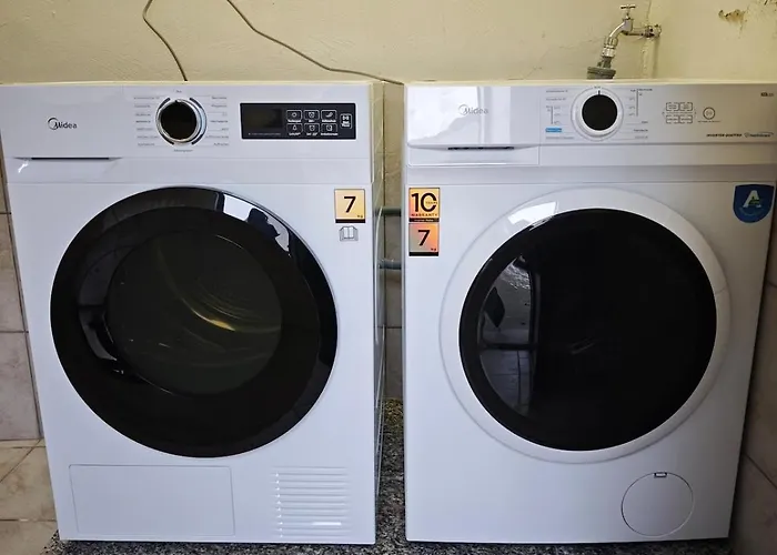 Fuer Max 10 Personen Und 2 Hunde Mit Bauernhof Feeling 林尼希